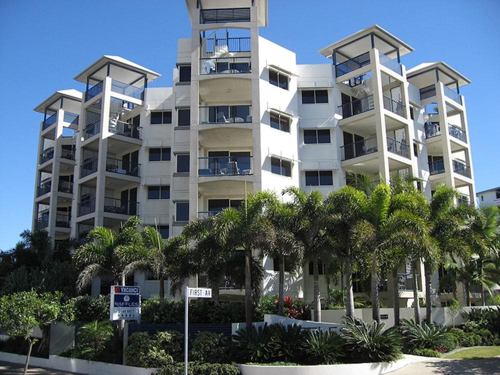 Raffles Mooloolaba Aparthotel Exterior photo