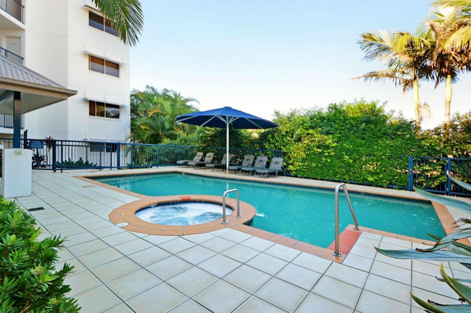 Raffles Mooloolaba Aparthotel Exterior photo